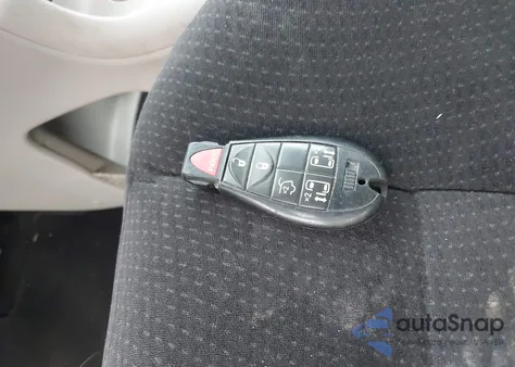 2014 Dodge Grand Caravan Sxt from USA, damaged, VIN 2C4RDGCG3ER289417